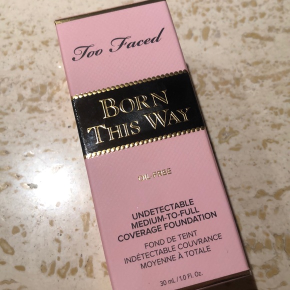 Other - Too Faced Born This Way Foundation - Cloud Other - Too Faced Born This Way Foundation - Cloud